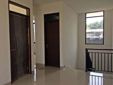 Rumah Minimalis Sarijadi Dekat Pasteur dan Gegerkalong