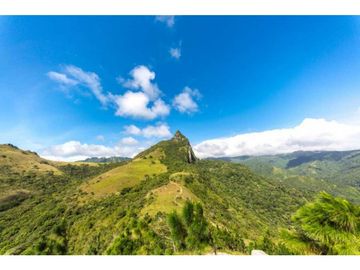VENTA CASA A ESTRENAR EN  ALTOS DEL MARIA, VALLE BONITO