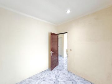 Rumah 16 Menit ke Mall Matahari Daan Mogot SHM Dibantu KPR J-35892