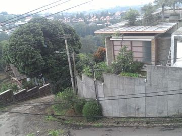 Rumah view lembah