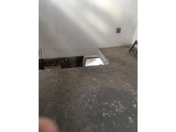 Espectacular casa multifamiliar-Lote propio 8,66x20 Mts.3 casas en 2 plantas-entrada independiente