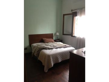 Espectacular casa multifamiliar-Lote propio 8,66x20 Mts.3 casas en 2 plantas-entrada independiente