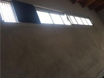 Espectacular casa multifamiliar-Lote propio 8,66x20 Mts.3 casas en 2 plantas-entrada independiente