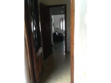 Espectacular casa multifamiliar-Lote propio 8,66x20 Mts.3 casas en 2 plantas-entrada independiente