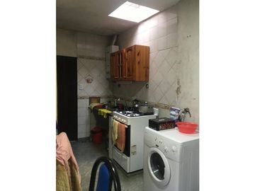 Espectacular casa multifamiliar-Lote propio 8,66x20 Mts.3 casas en 2 plantas-entrada independiente