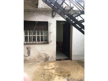 Espectacular casa multifamiliar-Lote propio 8,66x20 Mts.3 casas en 2 plantas-entrada independiente