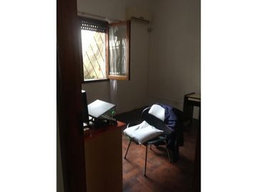 Espectacular casa multifamiliar-Lote propio 8,66x20 Mts.3 casas en 2 plantas-entrada independiente