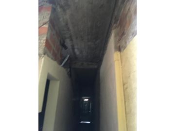 Espectacular casa multifamiliar-Lote propio 8,66x20 Mts.3 casas en 2 plantas-entrada independiente