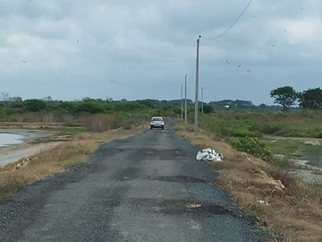 Se Vende Terreno para Construcción Frente al Mar en Vía Playas Posorja