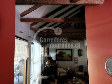 Casa en venta de 6 dorm. en Buín
