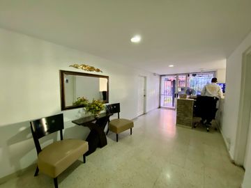 apartamento en venta en granada. Cod V7528