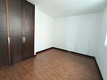 apartamento en arriendo en aves maria. Cod A515687