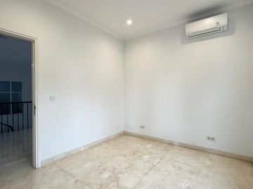 Best Price Luxury Home Cilandak Private Pool Dekat ke Citos