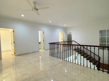 Best Price Luxury Home Cilandak Private Pool Dekat ke Citos