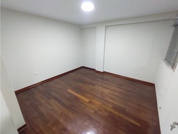 VILLA MARÍA DEL TRIUNFO - VENTA DEPARTAMENTO - ÁREA 109 m2