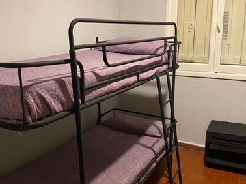 CASA QUINTA EN BARRIO CORIMAYO, BURZACO.
