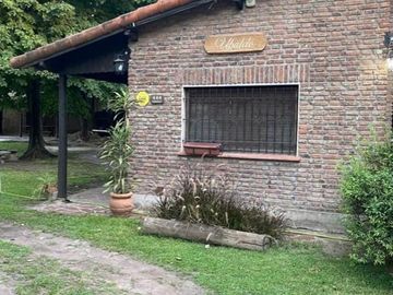 CASA QUINTA EN BARRIO CORIMAYO, BURZACO.