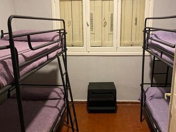 CASA QUINTA EN BARRIO CORIMAYO, BURZACO.