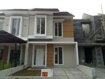 RUMAH BARU 2 LT UNTUK KELUARGA TERCINTA DI KAWASAAN TALAWAAN