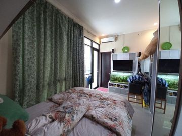 Rumah dijual Kedaung ciputat 2lantai