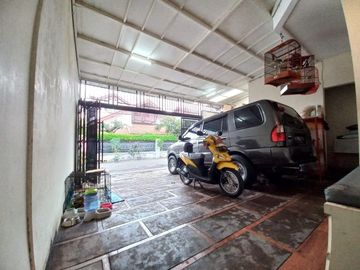 Rumah dijual Kedaung ciputat 2lantai