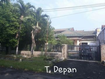 Rumah Raya Tenggilis Mejoyo arah tenggara