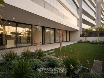 Exclusivo departamento con Jardín en La Dehesa