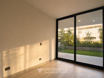 Exclusivo departamento con Jardín en La Dehesa