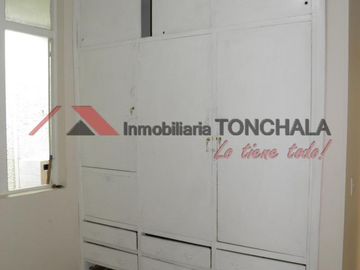 casa-local en venta en lleras restrepo. Cod V9435