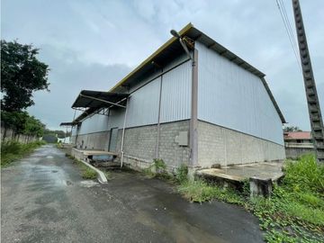 VIA A DAULE  KM. 24 BODEGA INDUSTRIAL SE VENDE