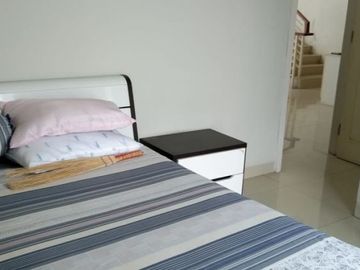 Rumah Fully Furnished Di Sektor 7 Bintaro