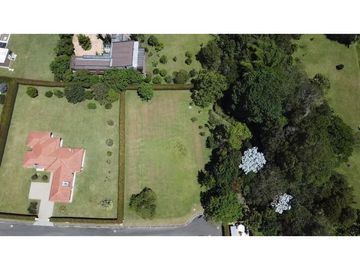 Lote para la venta en el sector La Ceja el Yarumo