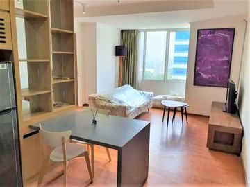 Dijual Apartemen FX Residence Tipe 2 Kamar Tidur Kondisi Fully Furnished