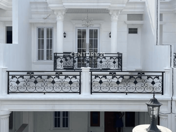 Rumah Terbaru Dengan Gaya Modern Klasik Mewah Jakarta Selatan
