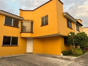 CASA EN VENTA COL LA CALERA PUEBLA