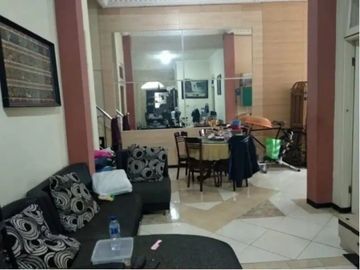 Rumah Siap Huni di Palm Spring Regency Jambangan Murah