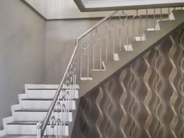 DIJUAL BAWAH NJOP,RUMAH SIAP HUNI DI CITRA 1,JAKARTA BARAT