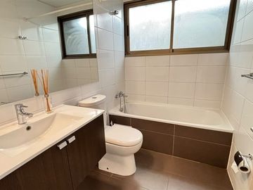 Casa en venta 3D + 3B, Las Vizcachas, Hacienda el Peñon