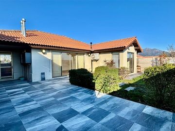 Casa en venta 3D + 3B, Las Vizcachas, Hacienda el Peñon
