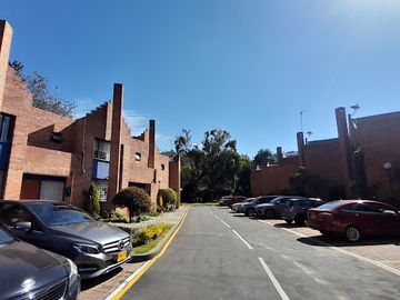 VENTA de CASAS en BOGOTA