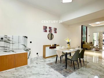 Dijual Rumah Dalam Cluster Tria Adara Residence Dekat BX Change
