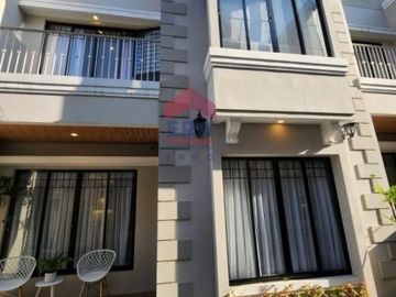 Rumah baru Minimalis Eksklusif di Setra Duta Bandung.