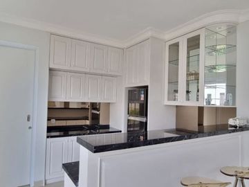 TURUN HARGA DIJUAL RUMAH BAGUS HOEK DI GRANADA AT ALICANTE GADING SERPONG