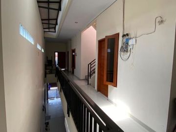 Kost Exclusive 2 Lantai 20 Kamar & Rumah Induk Jalan Utama Seturan