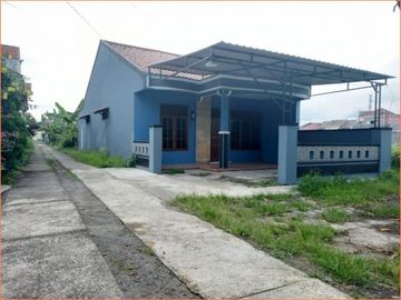 Rumah Tengah Kota Klaten; Siap Huni