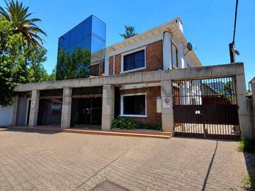 Casa Comercial en Excelente Ubicación – Metro Villa Frei