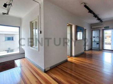 Casa Comercial en Excelente Ubicación – Metro Villa Frei