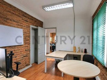 Casa Comercial en Excelente Ubicación – Metro Villa Frei