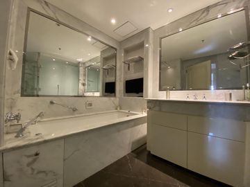 Alvear Icon. Exclusiva Residencia. Vista y Equipamiento Insuperable. Ideal altos ejecutivos y embajadas