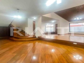 En venta casa remodelada, San Rafael